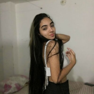 AdelineEvanss - colombian teens