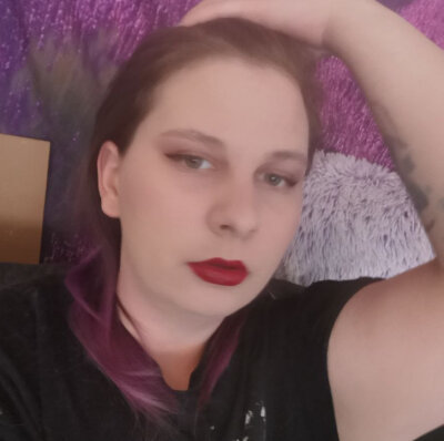 Curvymoneyslut 🎦 live nude webcam