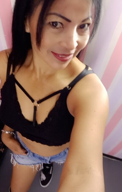 Shanon__ 🤥 live naked webcam