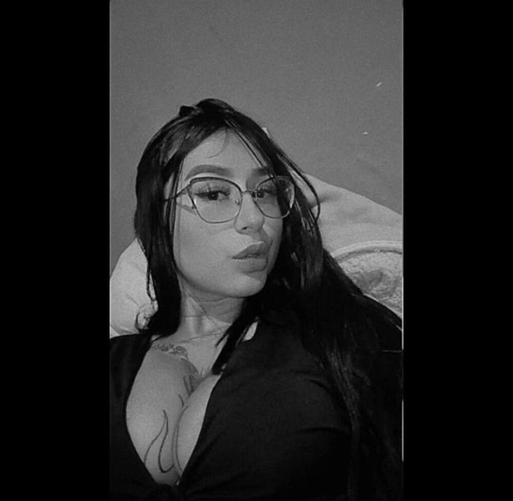 beautifull_monic profile