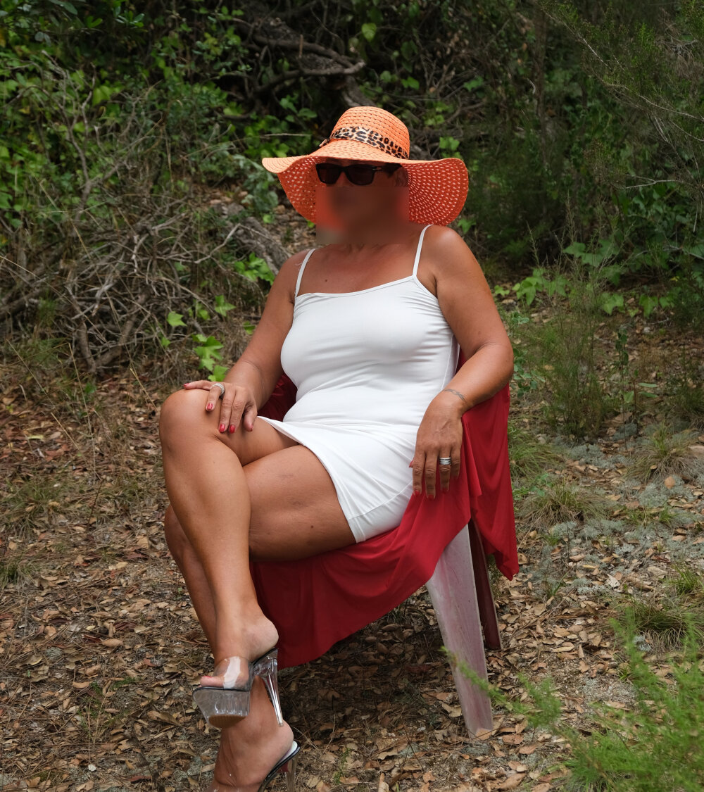 Live sex webcam photo for 45marina45 #289860698