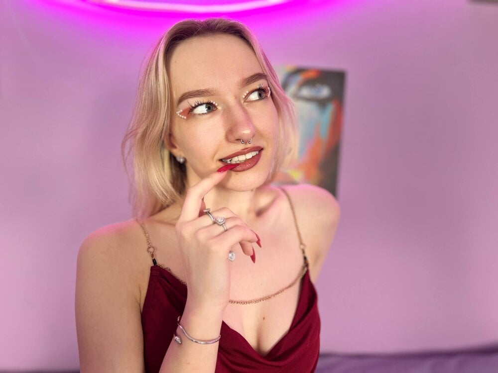 rosalifoxxx profile