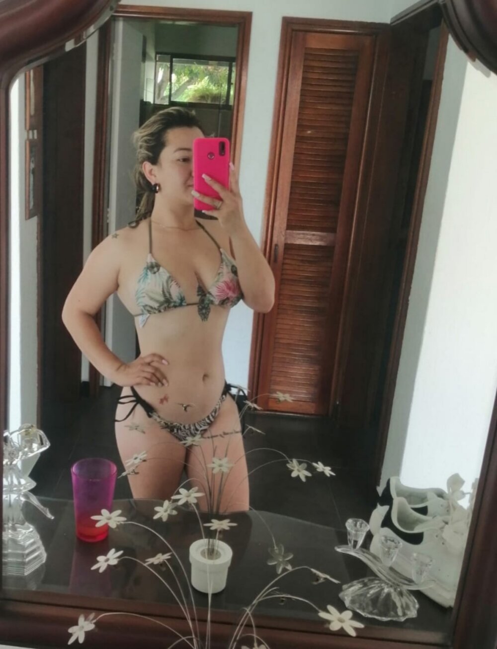 Gaby--hot profile
