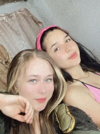 LatinasHotxxx's Offline XXX Chat