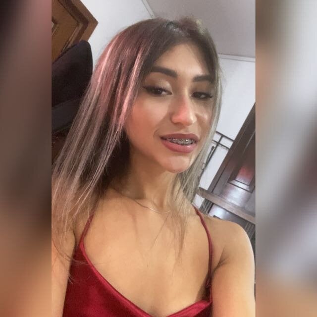 livestrip-joy.com kimdesiree livesex profile in thin cams