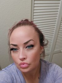 Tattedbeauty33's Offline XXX Chat