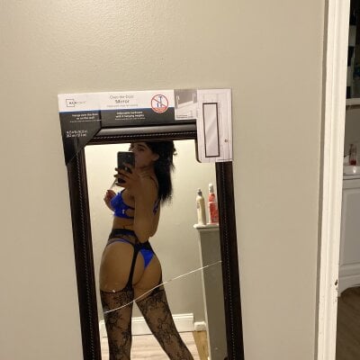 ladyscorp on StripChat