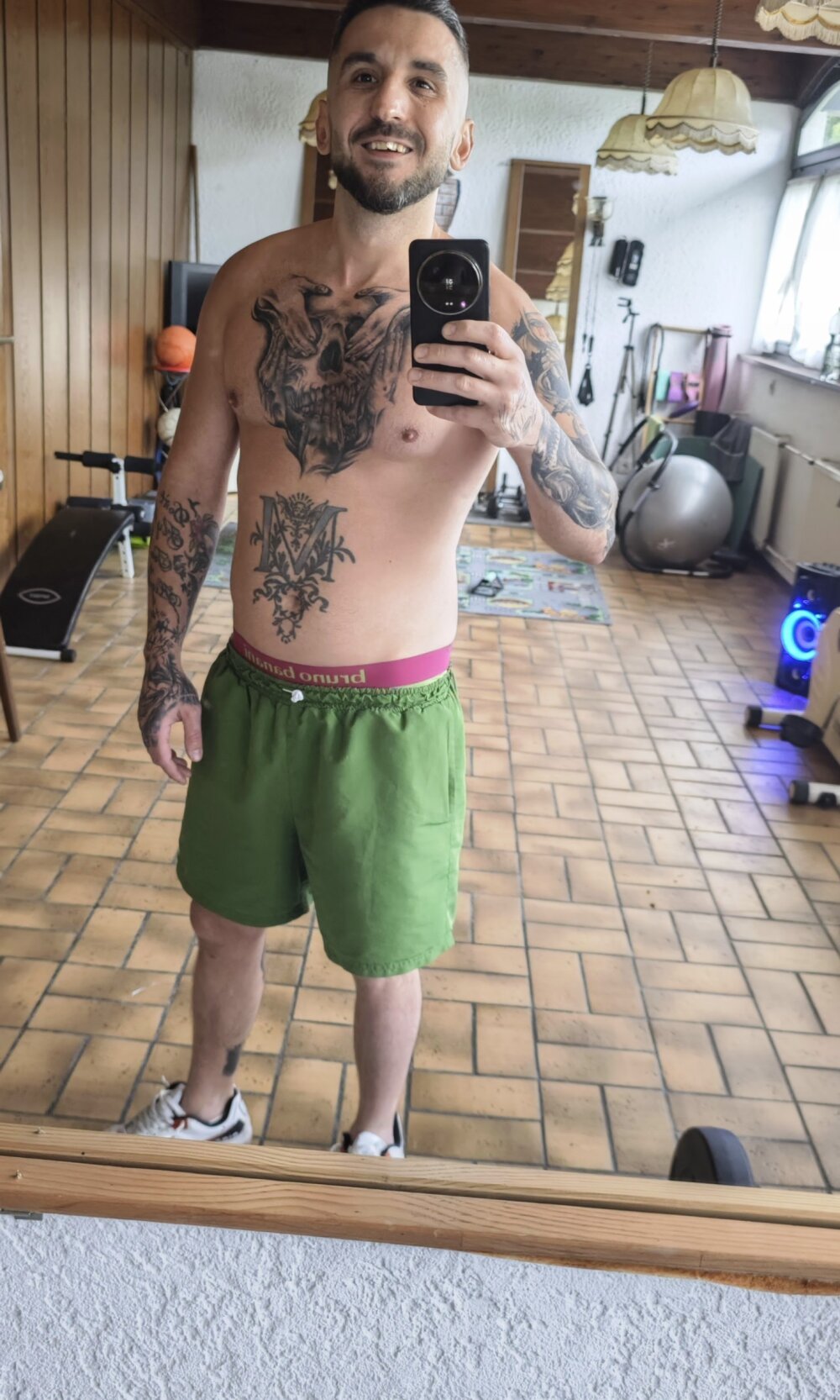 kompetentnypetent from stripchat