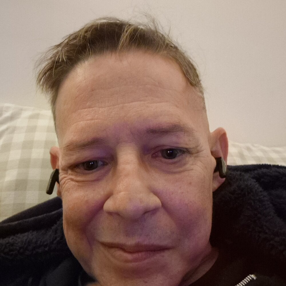 english1976 from stripchat