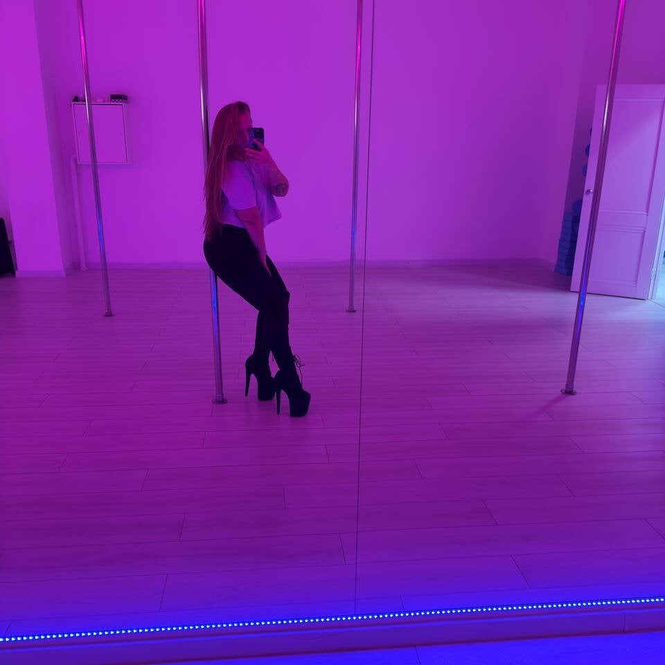 QueenLizaaa profile
