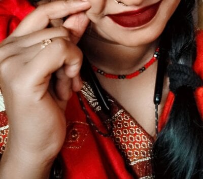 Hotcouplepriya on StripChat