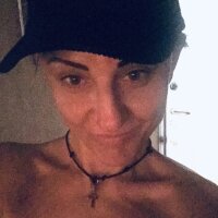 Kira_Rich_69's Offline XXX Chat