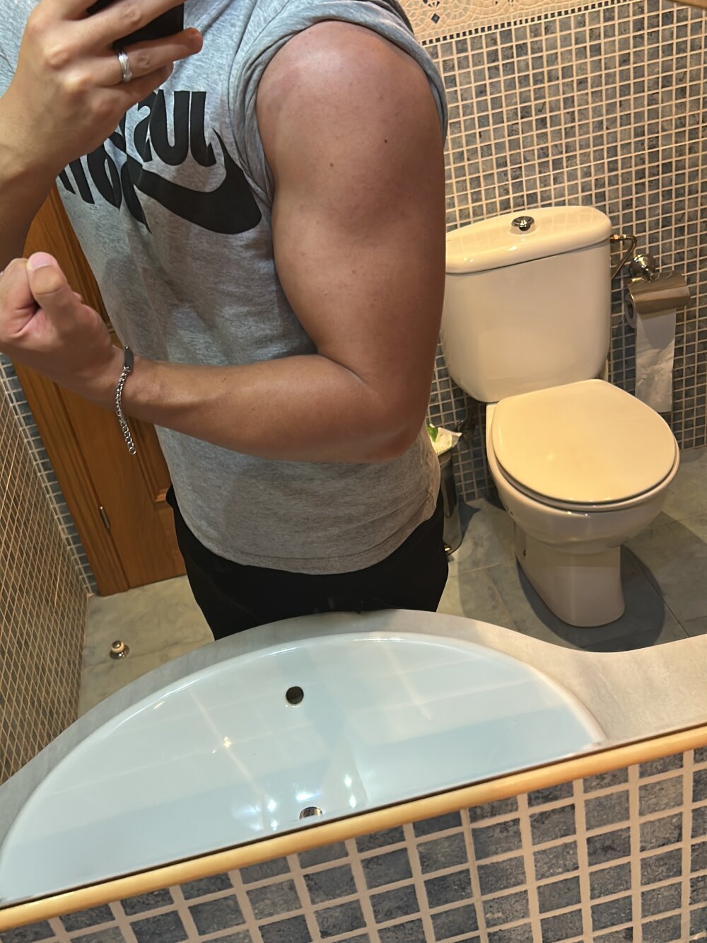 tupapasitoo69 from stripchat