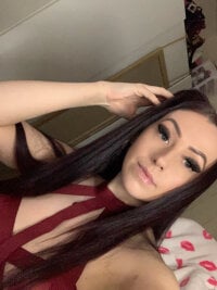 Baddiestar29's webcam live show