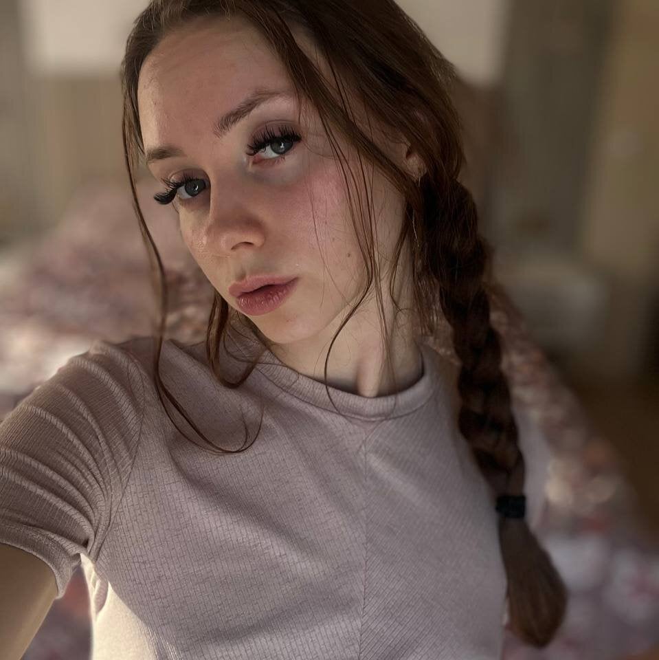 Offline XXX chat modela KeeleyBuoy