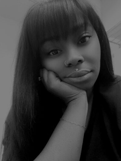 GR1PPYG0DDESS Avatar