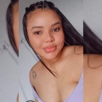 XimenaCastro_763 offline chatrum