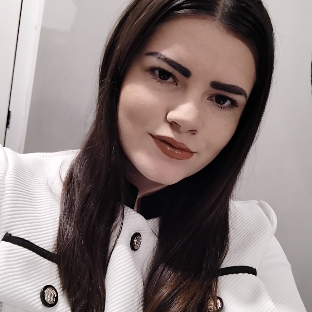 mega-camsex.com sophslouise livesex profile in kingdom cams