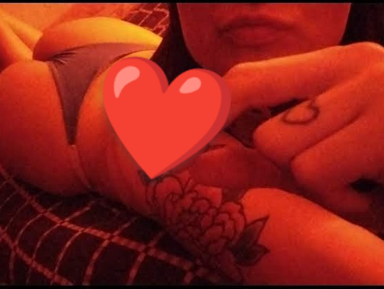 lolaamores profile