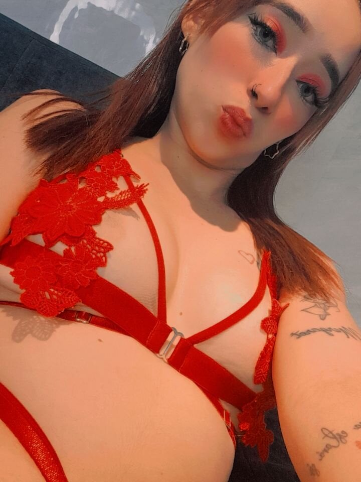 livesexr.com lady_sophiia livesex profile in at-at cams
