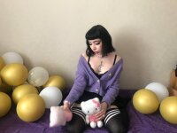 EvaBongton's Live Sex Cam Show