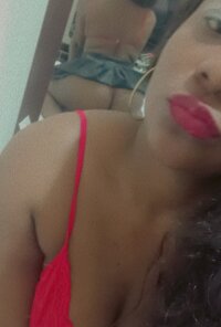 latinwomanhot1's Offline XXX Chat