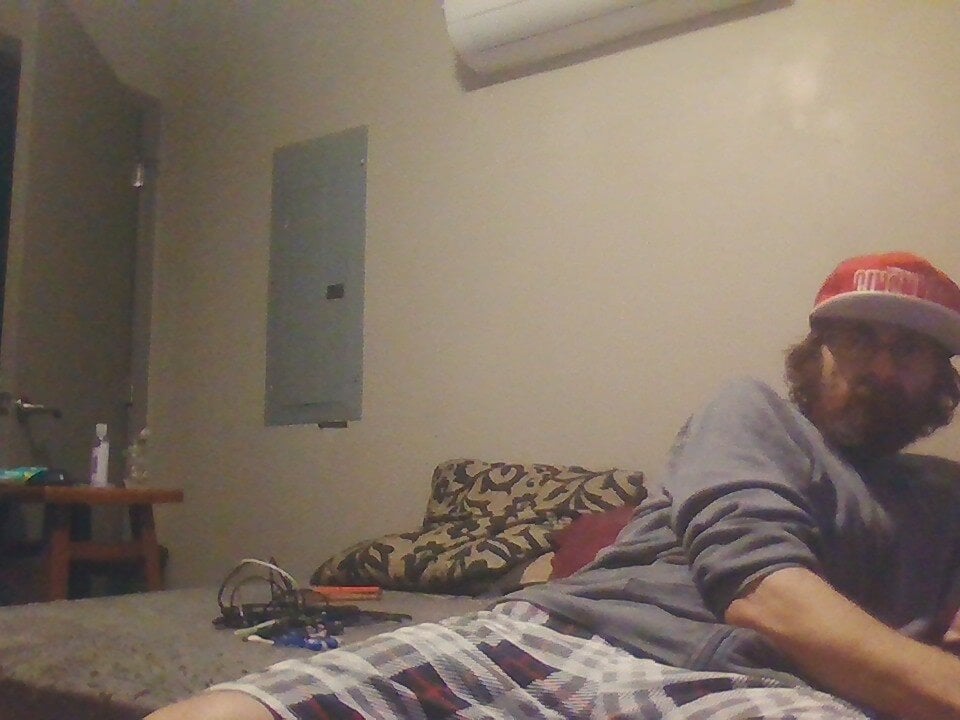 Bottomslut4tops84 Adlı Modelin Çevrimdışı XXX Sohbeti