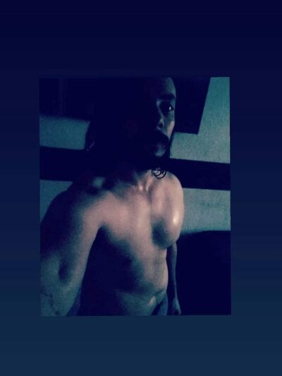 sullyboyx from stripchat