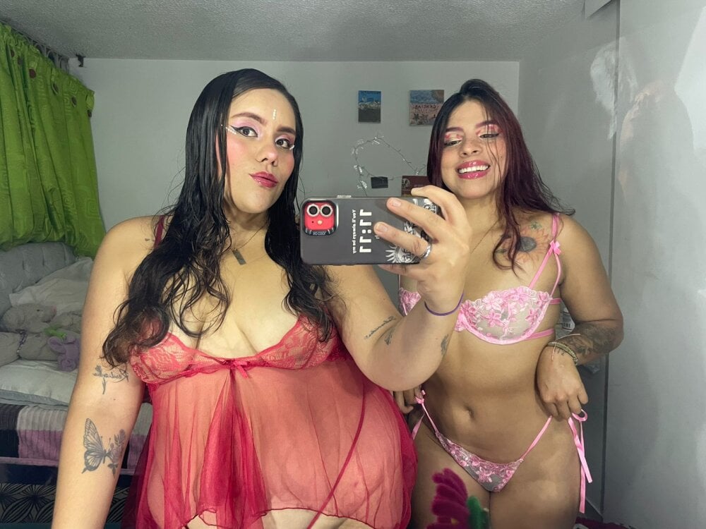 nicky_andcamil from stripchat