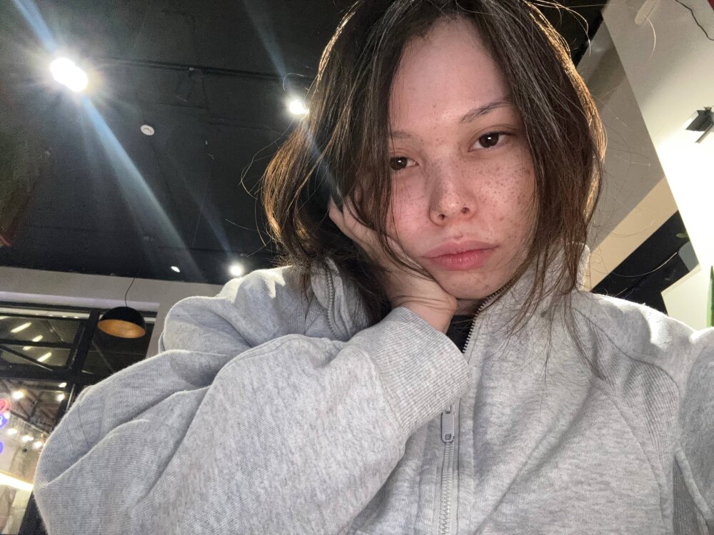 femalemantismolly from stripchat