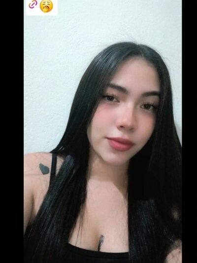 MiaTaylor_te