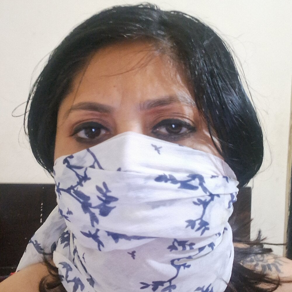 hotwiferiya99's most recent online preview