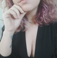 Duchesse__Ornella's Offline Chat Room