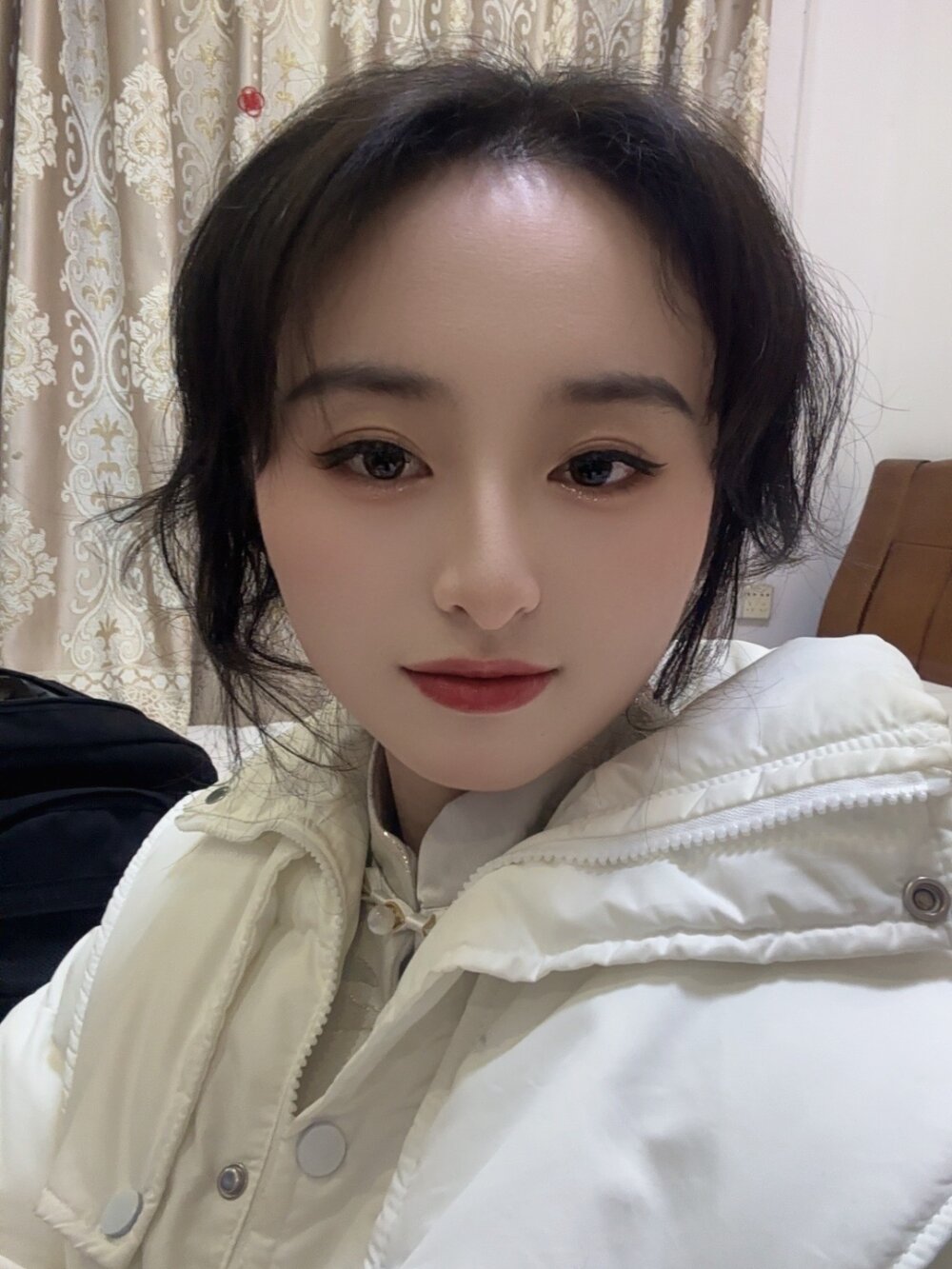 Mia-007 profile