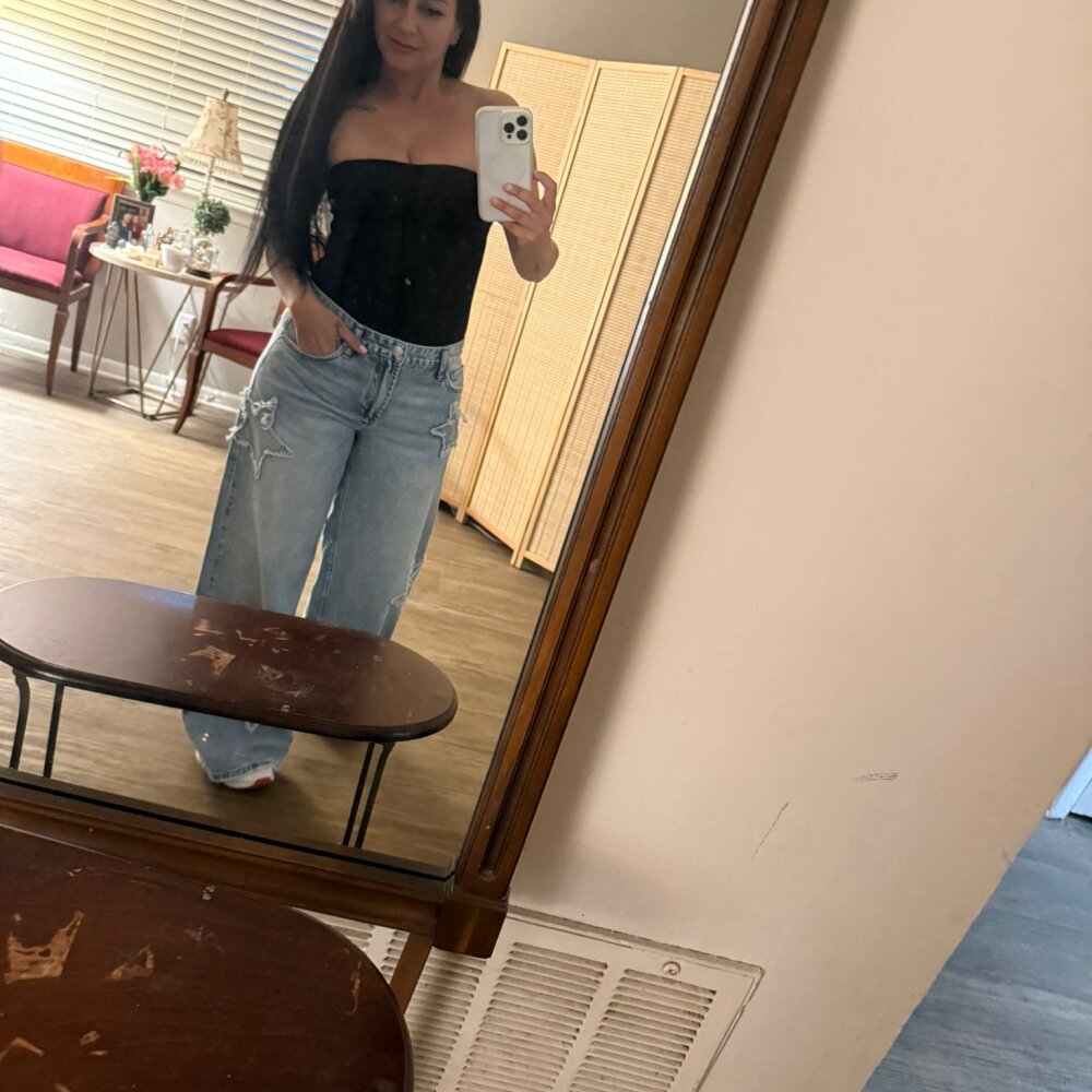 vykytoya from stripchat