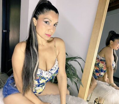 andrea_Cortez1 💛 free nude webcam