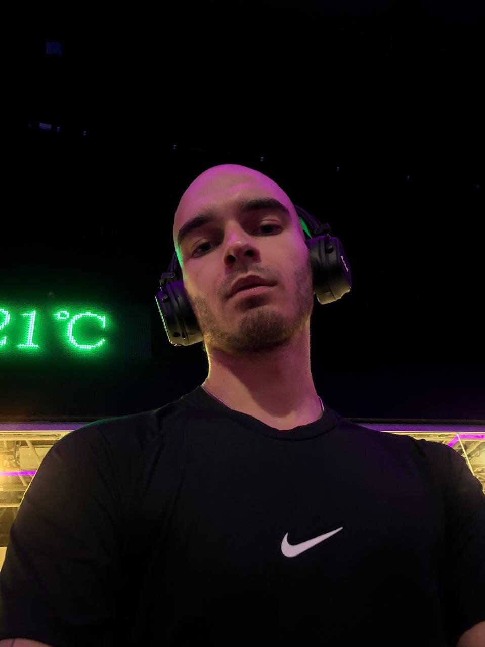 Burning_bald