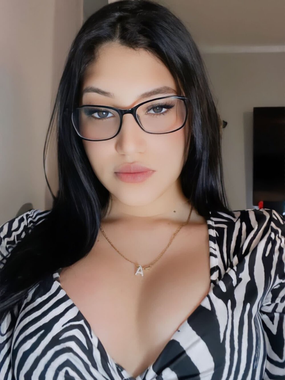 glamcambabes.com nikkisant livesex profile in southern-part-of-the-usa cams