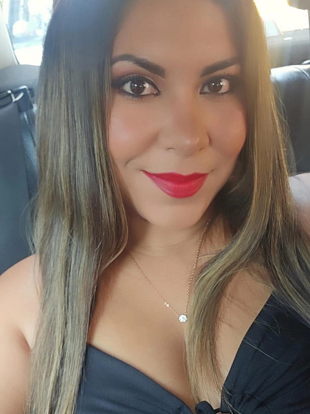 Sarita111's Offline XXX Chat