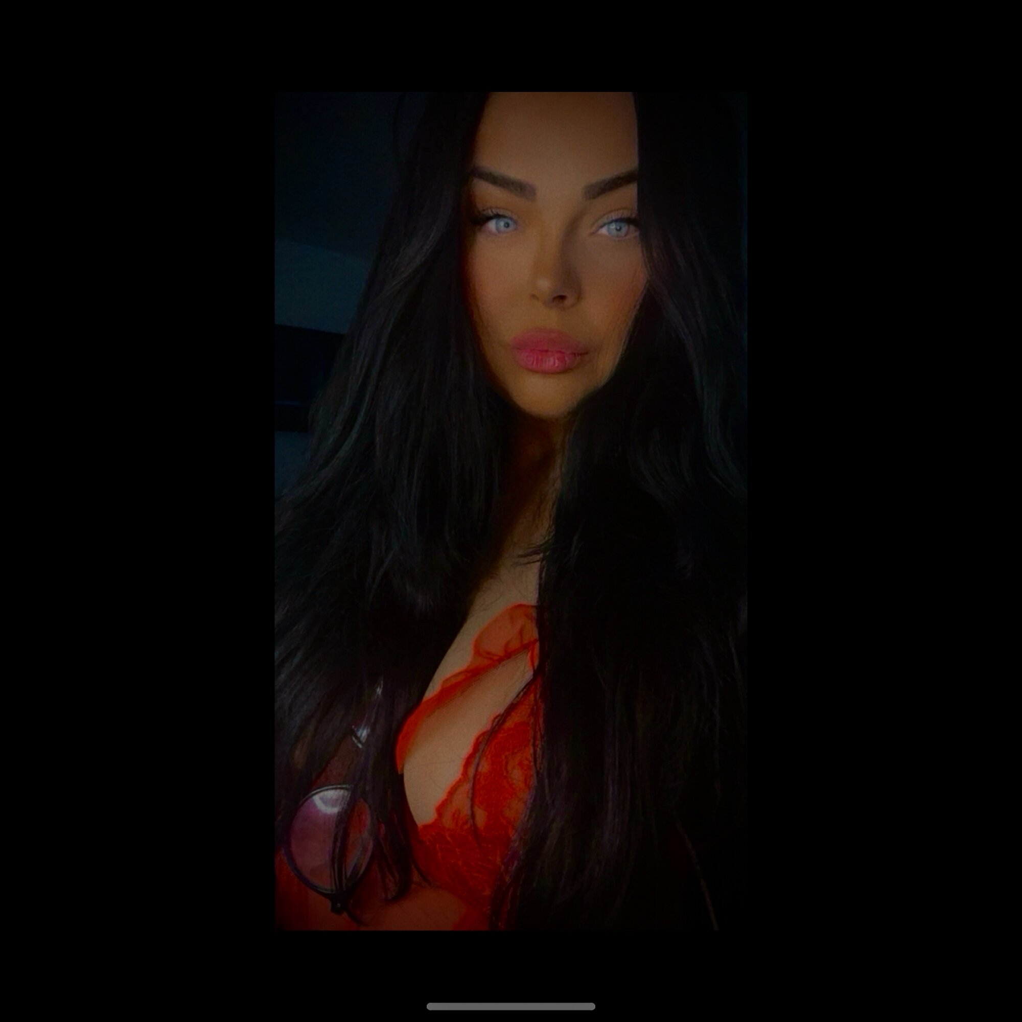 BUSTY-BYNX