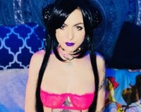 Irislunaxxx Adlı Modelin Çevrimdışı Sohbet Odası