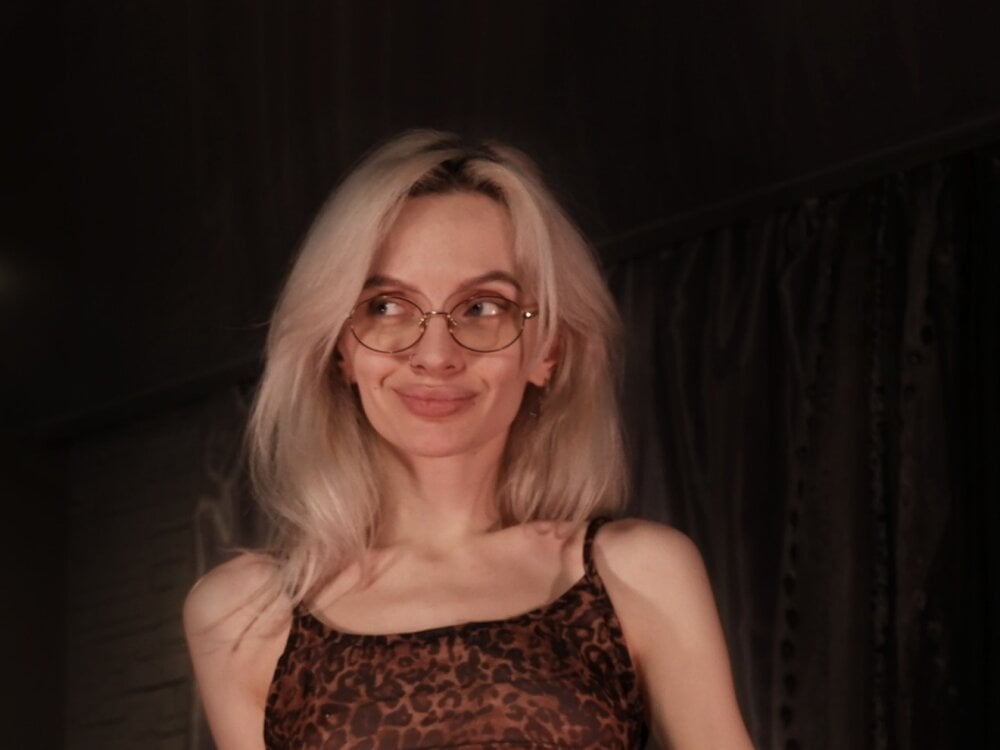 elissahorn profile