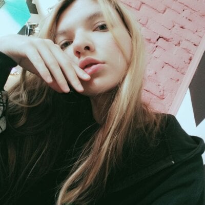 Mila_loves1