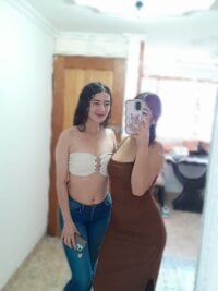 lesbian_fantasy01's Offline XXX Chat