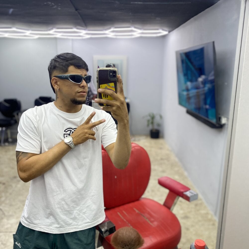 Purry_14's Offline XXX Chat