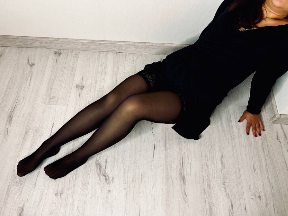 livesexbbwcams.com lilykeir livesex profile in muscular cams