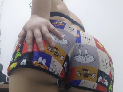 sara_anal25 from stripchat