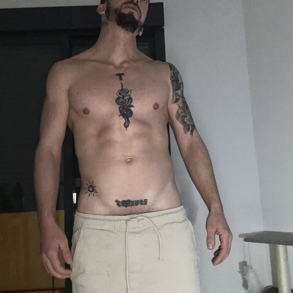 Stripshowp offline XXX-chat