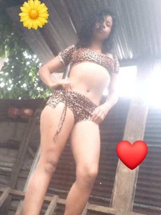 pornos.live snowedvat livesex profile in from-a-city-full-of-art cams