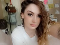 xmollyp0ppins' Offline XXX Chat